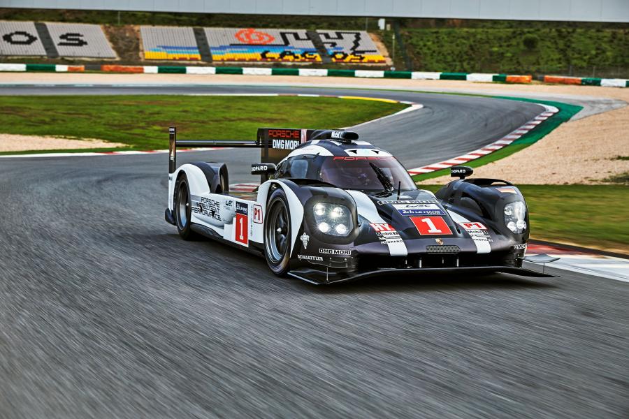  Porsche 919 Hybrid 2016 года  (фото 14 из 21)